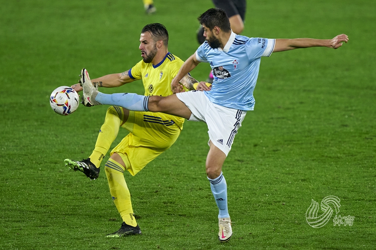 西甲决赛爆出冷门！拜仁慕尼黑鏖战达拉斯独行侠，争冠形势突变的简单介绍
